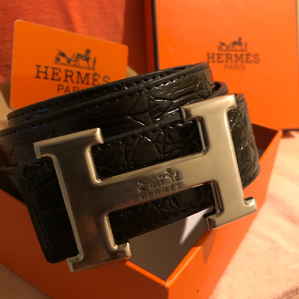Beautiful “H” embossed black belt with Silver name Hermes on it!!!